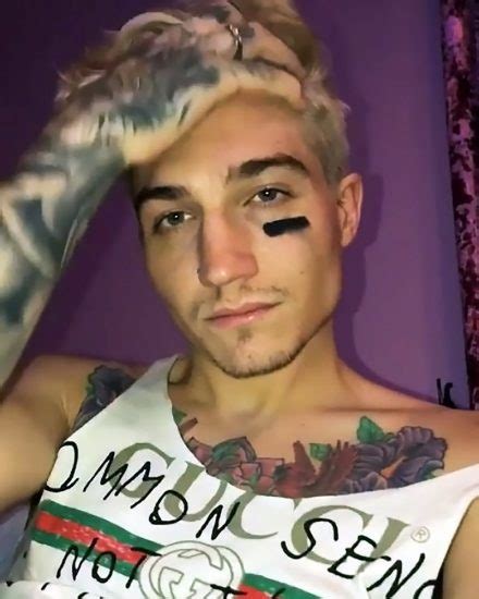 Prepare your cocks for Jeffree Star's ex-boyfriend Nathan Schwandt nude & stroking his hard cock on camera! These leaked nudes hit the web, and fans are busting nuts like …